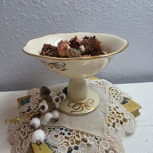 Vintage Teleflora Cream Gold Bow Pedestal Bowl Decorative Candy Dish Centerpiece